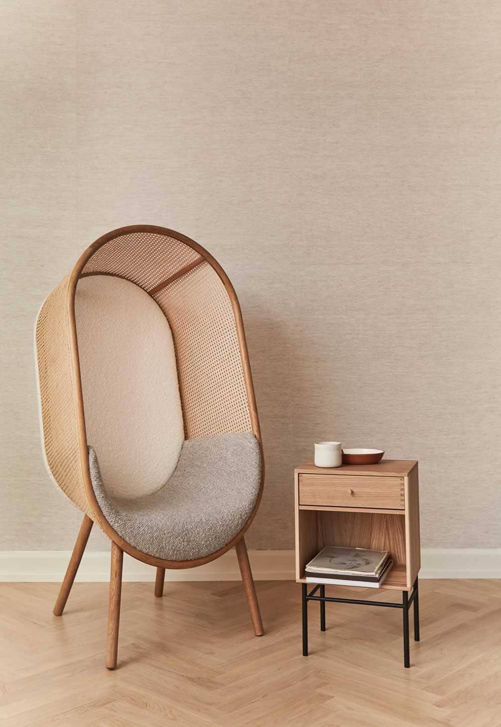 Idée de fauteuil ovale design en cannage - Decorazine.fr